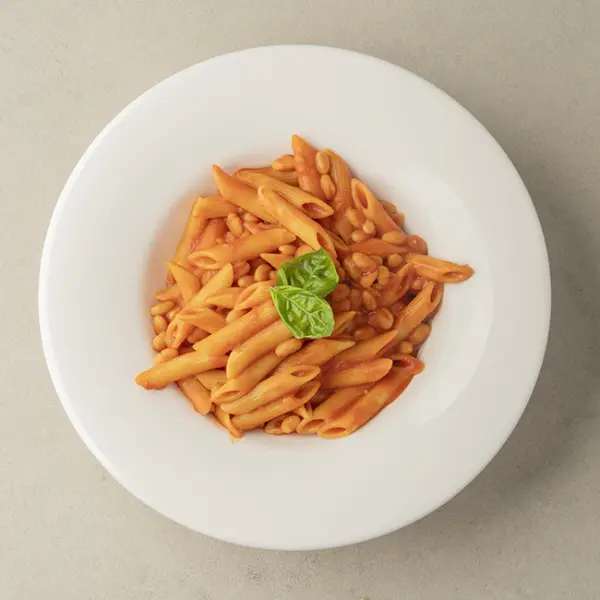Plum Tomato Pasta With Pinto Beans